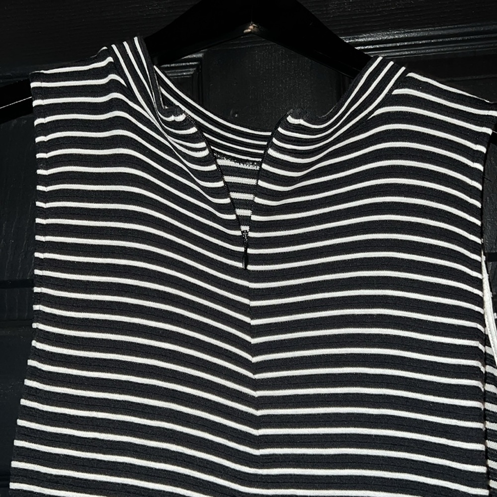 WHBM Ribbed Tank Tunic - Picture 4 of 6